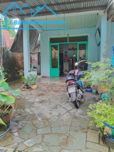 Đường xe tải, gần Cty Pouchen Hóa An Hiện trạng có sẵn 2 căn Nhà Cấp 4