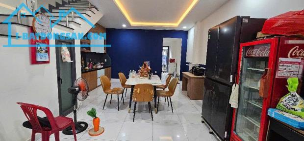 Chính chủ gửi bán 2 mặt tiền Tân Sơn 150m2 ngang 5m KD làm VP, Cty gần ga T3 chỉ 22.5 tỷ