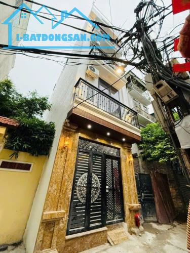 Hoàng Hoa Thám, Ba Đình, 13 phòng khép kín, 7 tầng, 66 m2, 15,1 Ty