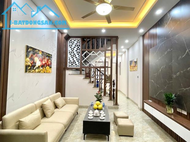 NHÀ ĐẸP KHƯƠNG ĐÌNH – THANH XUÂN | 45M² X 4 TẦNG | 12.6 TỶ |CÓ BAN CÔNG– 2 THOÁNG