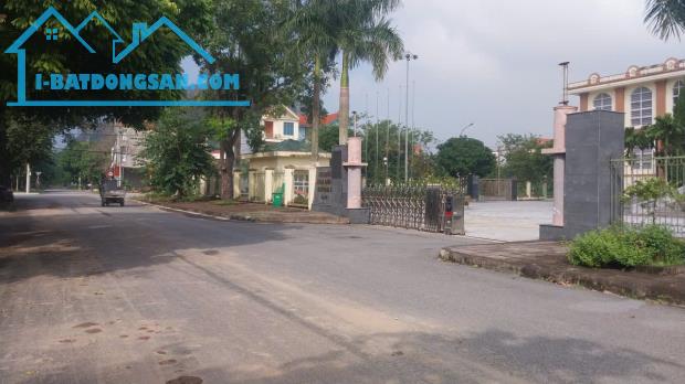( 5,8 tỷ). CẦN BÁN LÔ ĐẤT 95M KDC ĐẦM SEN THỊ TRÁN THIÊN TÔN HOA LƯ