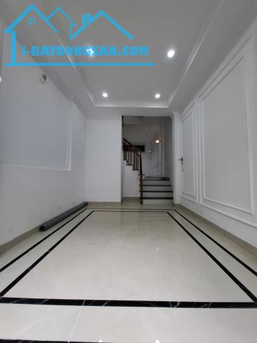 BÁN NHÀ KIM GIANG DÂN XÂY FULL NỘI THẤT ĐẸP 32M² 5 TẦNG GIÁ 8.12 TỶ