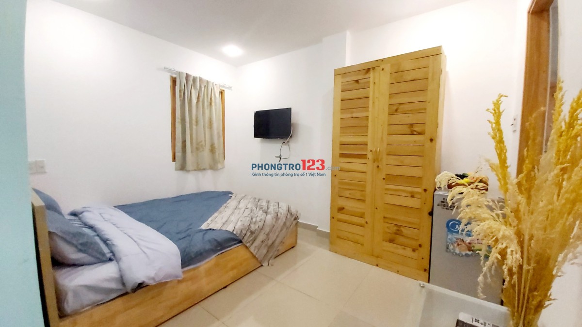 Studio 20m2 full tiện nghi, gần cầu Lê Văn Sỹ, Quận 3