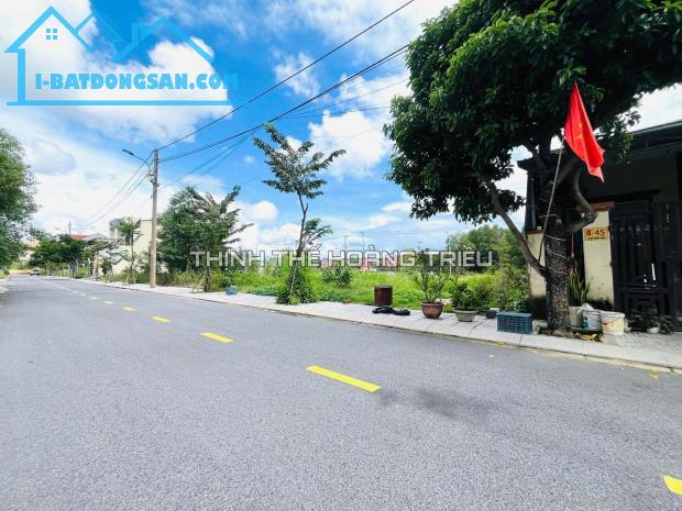 BÁN ĐẤT DÃY 2 ĐƯỜNG HÙNG VƯƠNG- NAM ĐÔNG HÀ