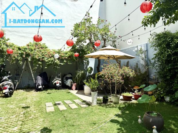CHDV CAO CẤP – 244M², 12 PHÒNG – CHO THUÊ KHOÁN 250TR/THÁNG – THẢO ĐIỀN, Q2