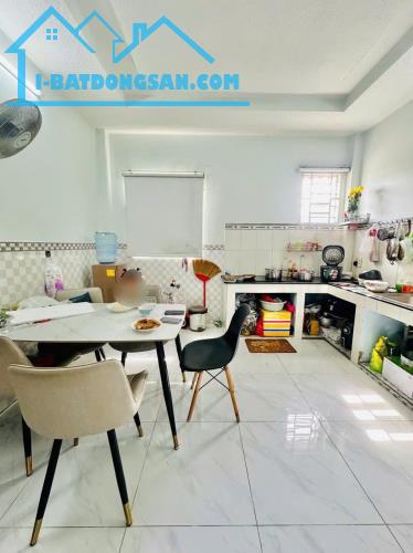 Bán nhà Lê Văn Sỹ P1 Tân Bình, 47m2, HẺM 5M CỰC RỘNG, 4 tầng, giá chỉ 5,4 tỷ