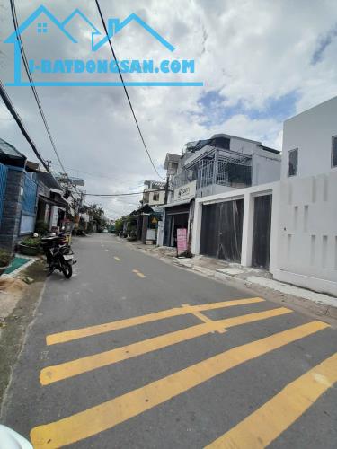 Mặt Tiền Đường Số - Lã Xuân Oai, Gần ĐH Tài Chính- 62m2 Giá 5,x tỷ