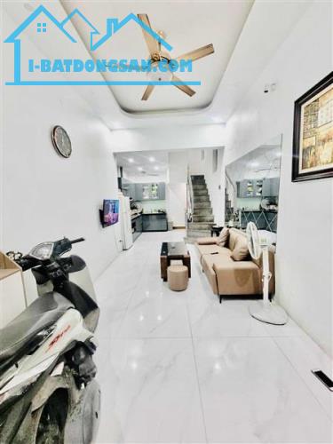 BÁN NHÀ PHỐ -YÊN LÃNG-QUẬN ĐỐNG ĐA- LÔ GÓC Diện Tích 25/30m2- 4tầng -MT3.4m:Giá Chỉ 7.5 Tỷ