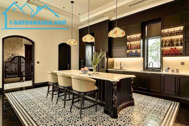 Bán Biệt Thự KĐT Định Công, Hoàng Mai. 148 m2, 4 tầng, Mt 10 m. Nội thất đẹp thoáng mát.