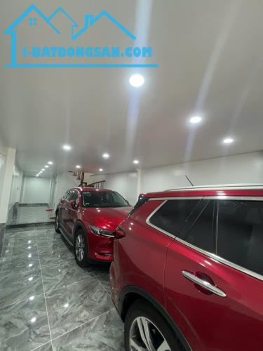 NHA SĨ BÁN NHÀ PHƯƠNG MAI 75,6M2*8T, GARA, 7 PHÒNG NGỦ, 2 MẶT NGÕ
