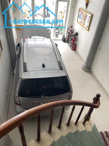 Gấp bán nhà Tân Bình, giá 14 tỷ, 4 tầng, dt 68m2, gần MT Cộng Hòa.