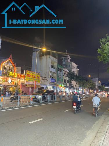 BÁN NHÀ ĐẸP GIÁP QUẬN 1 - NGAY CẦU THỦ THIÊM, P22 (CŨ) BÌNH THẠNH – GIÁ CHỈ 6.66 TỶ