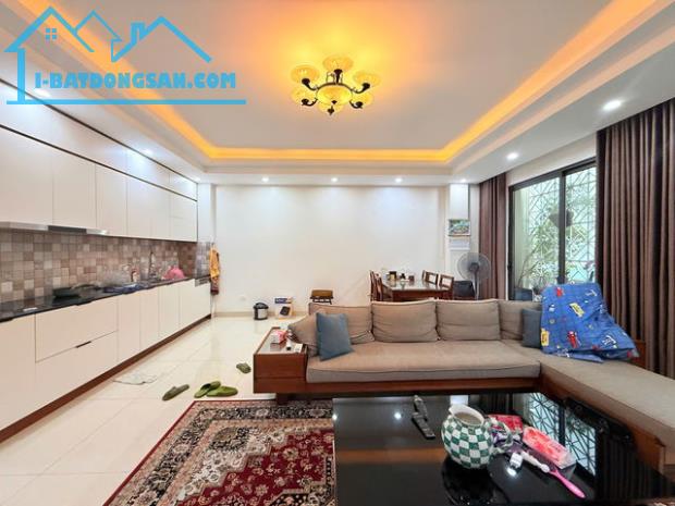 NHÀ PHƯƠNG MAI 73,6M2*8T, GARA, 14 PHÒNG NGỦ, 21,6 TỶ