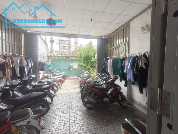 CHDV 3 TẦNG – 128M² (5x26M) – DÒNG TIỀN ỔN ĐỊNH – MT ĐƯỜNG 8, TĂNG NHƠN PHÚ B
