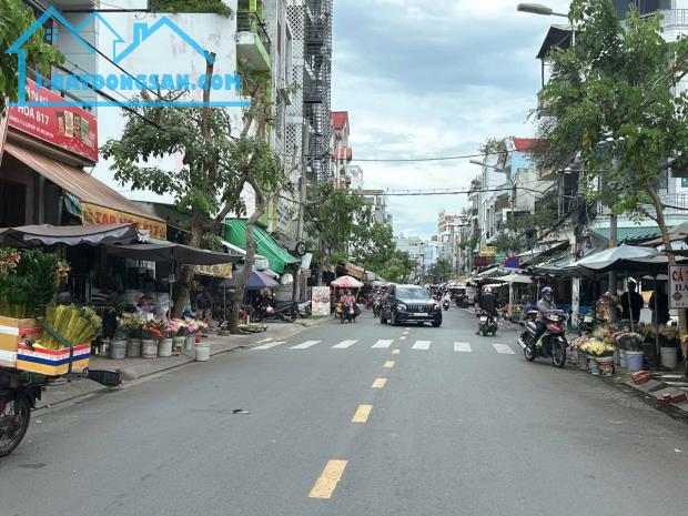Bán nhà hẻm 6m ngang 5m 4 tầng BTCT 70m2 tung tăng đến Emart 2 Phan Huy Ích chỉ 8.3 tỷ