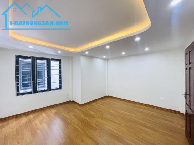 Ngọc trục ! 35m2 - 5 tầng - mặt tiền 4m nhà mới đẹp ở ngay