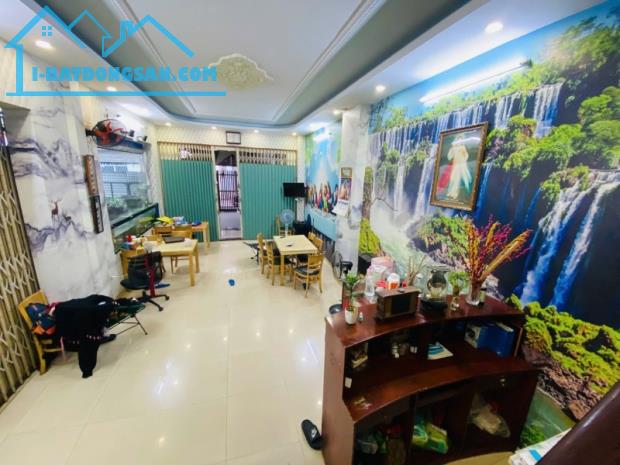 MẶT TIỀN - PHƯỚC LONG B - 2 TẦNG - NHỈNH 10 ĐỒNG