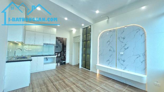 Bán nhà Xuân Phương 35m x 7T, Thang máy, Ngõ thông, Ô tô, Kd, Full Nt, 7,65 tỷ