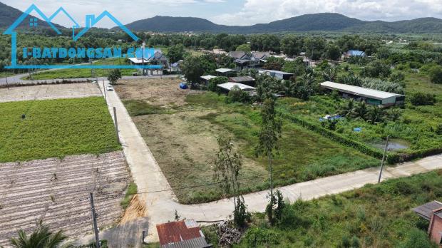 CẦN BÁN GẤP LÔ ĐẤT 113M2 CHỈ VỚI 700 TRIỆU CHỈ CÁCH BIỂN PHƯỚC HẢI 1,5KM NGAY BRVT .