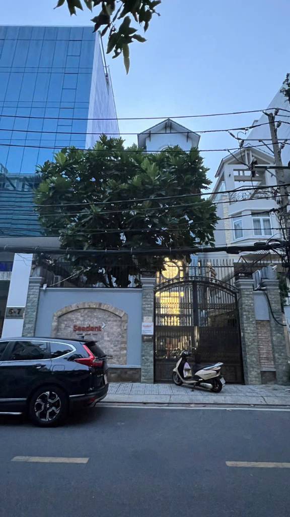 Bán nhà mặt tiền Thạch Thị Thanh, Đa Kao, Quận 1, 234m2, 4 tầng, giá 125 tỷ