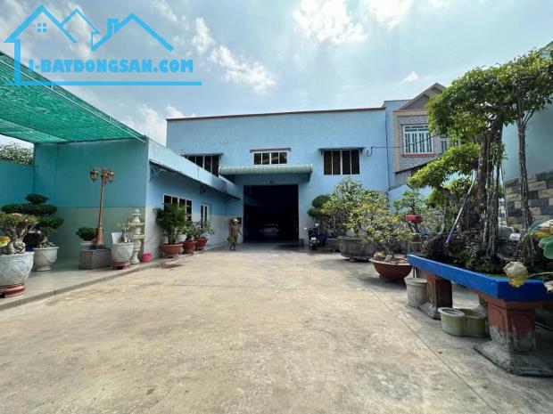 Bán Xưởng Đường Xe Công MT Lê Đình Chi DT 2700 - 65 Tỷ (Thương Lượng)
