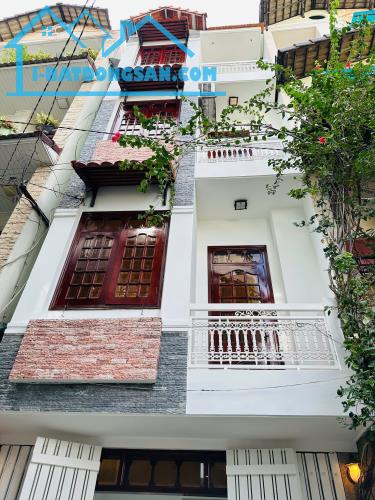 Bán nhà Hẻm 43/ Cộng Hòa - Nguyễn Thái Bình - DT 4.2 x 11 - 5 tầng - Giá 10.7 tỷ TL