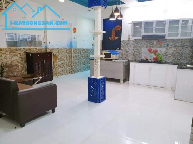 💢 Bán Biệt Thự Vĩnh Lộc ( KDC Đồng Danh ) 190m2 - 2 tầng chỉ 8,5 tỷ.