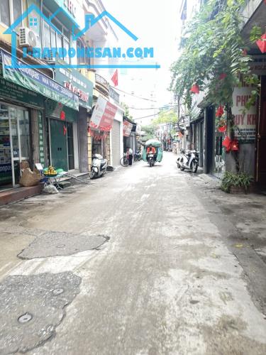 NHÀ PHẠM VĂN ĐỒNG 6 TẦNG NGÕ KINH DOANH, Ô TÔ SIÊU ĐẸP CHỈ HƠN 14 TỶ