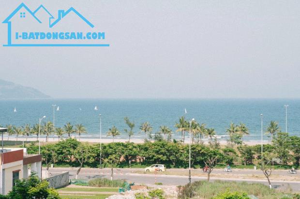 🌄 Bán khách sạn 5 tầng, 11 phòng. Có thàng máy. Cách biển Phạm Văn Đồng 500m 🌊
