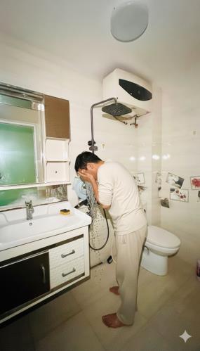 Phúc Tân NGÕ THÔNG Ô TÔ - NHÀ ĐẸP 3 tầng 60m chỉ 11.5 tỷ - MẶT TIỀN RỘNG KINH DOANH TỐT