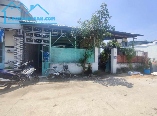 Bán nhà HXT Dương Công Khi ,Tân Thới Nhì DT 110m2 ,Giá chỉ 2.65 Tỷ (TL)