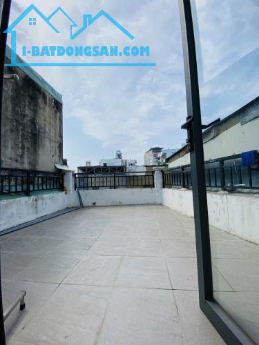 CHDV NGAY KHU PHAN XÍCH LONG - HẺM Ô TÔ THÔNG - 5 TẦNG 8 PHÒNG - 11.X TỶ