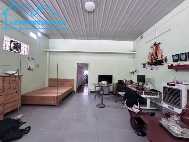 Giá 10.9 tỷ. Bán nhà góc 2 mt đường Lý Văn Sâm P. Tam Hiệp. 6x30m sổ riêng full thổ cư.