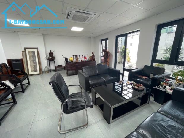 LÊ ĐỨC THỌ - TOÀ VP 140m² 9 tầng MT 9m -LÔ GÓC 2MẶT Ô TÔ TẢI TRÁNH -VỈA HÈ -DÒNG TIỀN 3TỶ