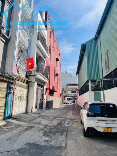 NGAY NGÃ TƯ PHÚ NHUẬN HẺM Ô TÔ TRÁNH, NHÀ 3 TẦNG, 60M2, NGANG 4M, SỔ VUÔNG A4, NHỈNH 11 TỶ