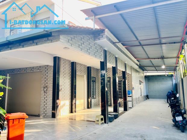 Bán nhà xưởng Hóc Môn, 880m², Ngang 16m, sâu 57m.