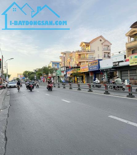 Bán nhà mặt tiền kinh doanh, rẻ nhất đường Trường Chinh, P12, Tân Bình, 71m2, 3 tầng