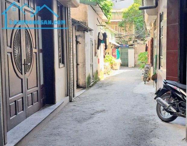 Hiếm! Nhà Mễ Trì 76m²x 4T, ngõ cực thoáng, KD, gần ô tô - chỉ 15,8 tỷ