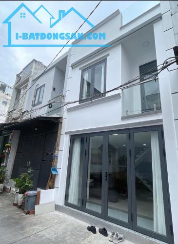 Bán nhà Bình Trị Đông 40m2 2 tầng hoàn công đủ, mới đẹp ở ngay, nhỉnh 4 tỷ