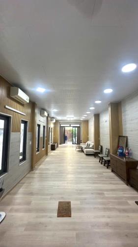 RẺ HIẾM, NGAY TÂN THỚI NHẤT Q12- NHÀ HẺM XE TẢI SÁT MẶT TIỀN- 137M2 (5.5x25). CHỈ 8 TỶ XÍU