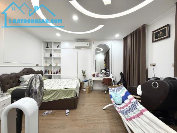 TÒA CHDV 8 TẦNG – LÔ GÓC 3 MẶT THOÁNG KHÔNG LỘ GIỚI – HẺM Ô TÔ TRÁNH