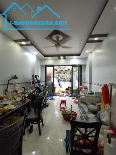 💥🏠SÁT MẶT TIỀN PHÚ ĐỊNH, QUẬN 8, HẼM BG THẲNG TRỤC, 127M2, 2TẦNG BTCT, 5PN,CHỈ NHỈNH 5TỶ
