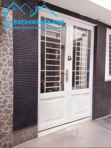 🏡 [PHƯỜNG BÀN CỜ] BÁN NHÀ 3 TẦNG NGUYỄN ĐÌNH CHIỂU – GẦN CX ĐÔ THÀNH – CHỈ 5.5 TỶ