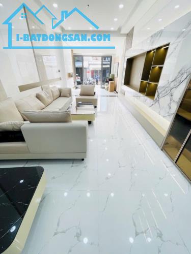 SIÊU PHẨM 4 TẦNG CÓ THANG MÁY, NHÀ MỚI LUNG LINH MẶT TIỀN ĐƯỜNG SỐ 51, TÂN HƯNG Q7 18,8TỶ