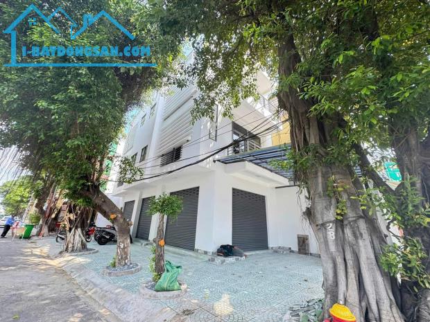 Bán nhà 26.5 tỷ, 5x19m 4 tấm, góc 2 mặt tiền đường Số 7, Bình Trị Đông B