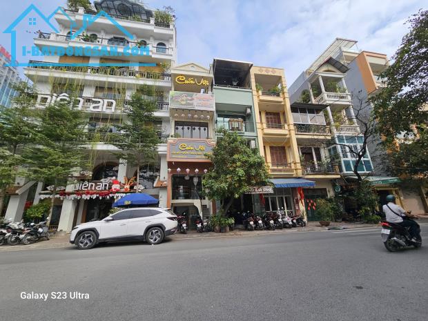 🔅 MẶT NGÕ PHÂN LÔ Ô TÔ, SÁT PHỐ TRẦN QUANG DIỆU 60M2 4T MT ĐẸP 5.5M, CHỈ 25 TỶ 🔅