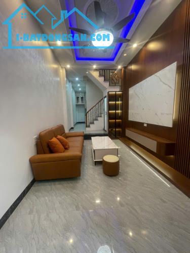 Bán nhà Bà Triệu, Hà Đông, ô tô đậu cửa, DT 35m2 5 tầng thang máy giá bán 12,5 tỷ