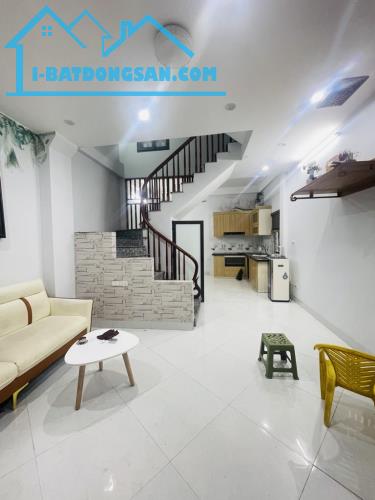 Siêu hiếm! Nhà Đại Mỗ 44m²x4T kiên cố, KD, ô tô cách vài bước – 6,15 tỷ