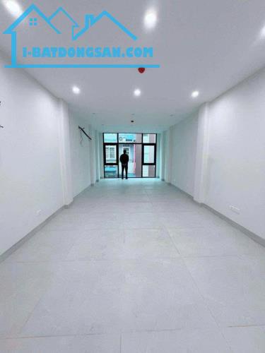 Hiếm nhà đẹp 5 tầng mặt phố Xa La, 61m2, mặt tiền rộng 4m, thang máy, 2 mặt đường trước-sa