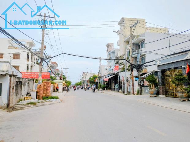 Bán nhà 4 tầng mới đẹp mặt tiền Dương Cát Lợi Nhà Bè – 73.9m² (4x19) – Giá 9.999 tỷ
